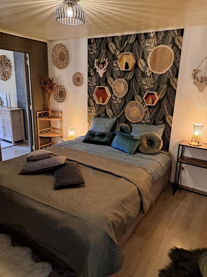 Appartement Aux Champs Des Cloches à Houffalize Extérieur photo