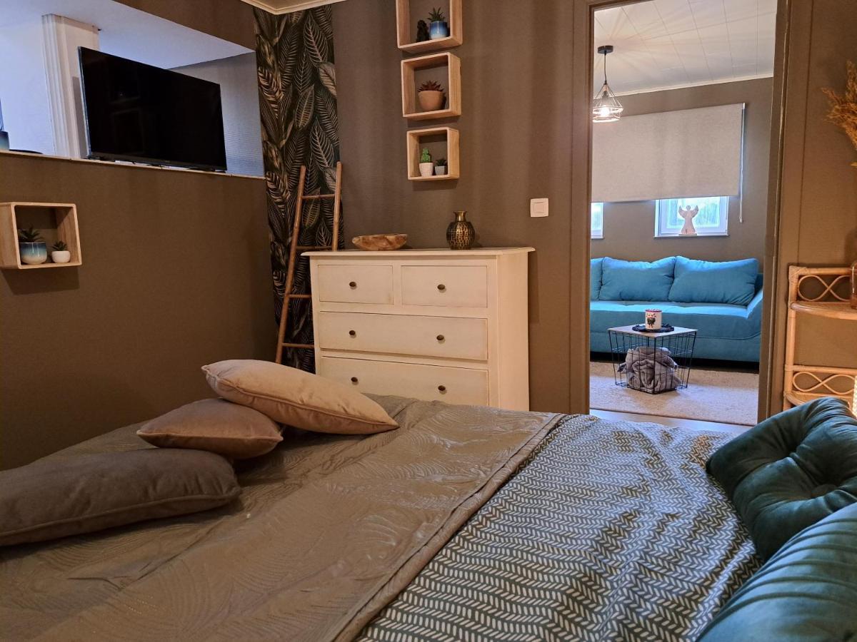 Appartement Aux Champs Des Cloches à Houffalize Extérieur photo